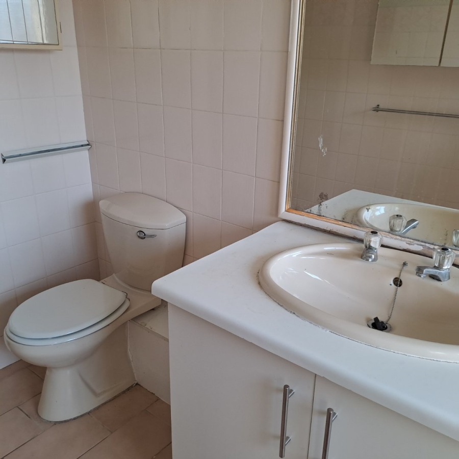 2 Bedroom Property for Sale in Scottburgh Central KwaZulu-Natal
