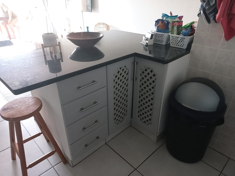2 Bedroom Property for Sale in Ramsgate KwaZulu-Natal