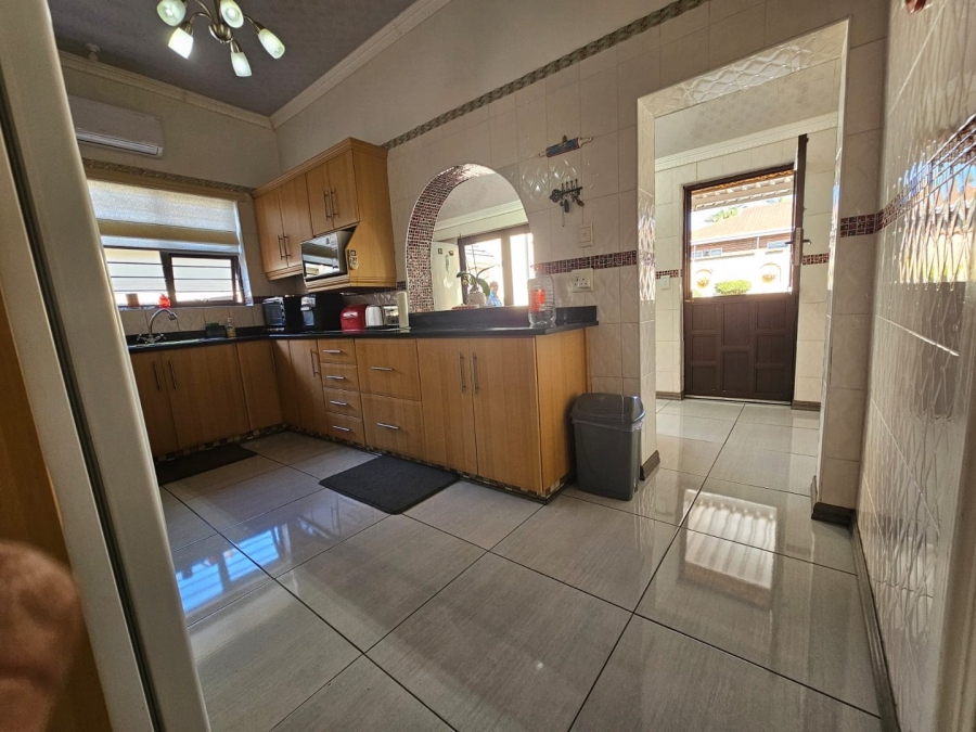 4 Bedroom Property for Sale in Scottburgh Central KwaZulu-Natal