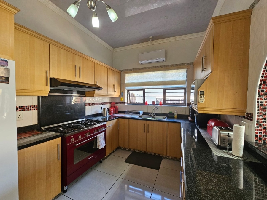 4 Bedroom Property for Sale in Scottburgh Central KwaZulu-Natal