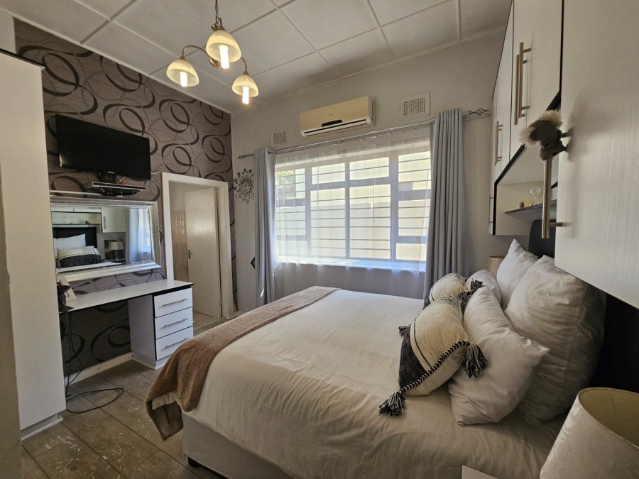 4 Bedroom Property for Sale in Scottburgh Central KwaZulu-Natal