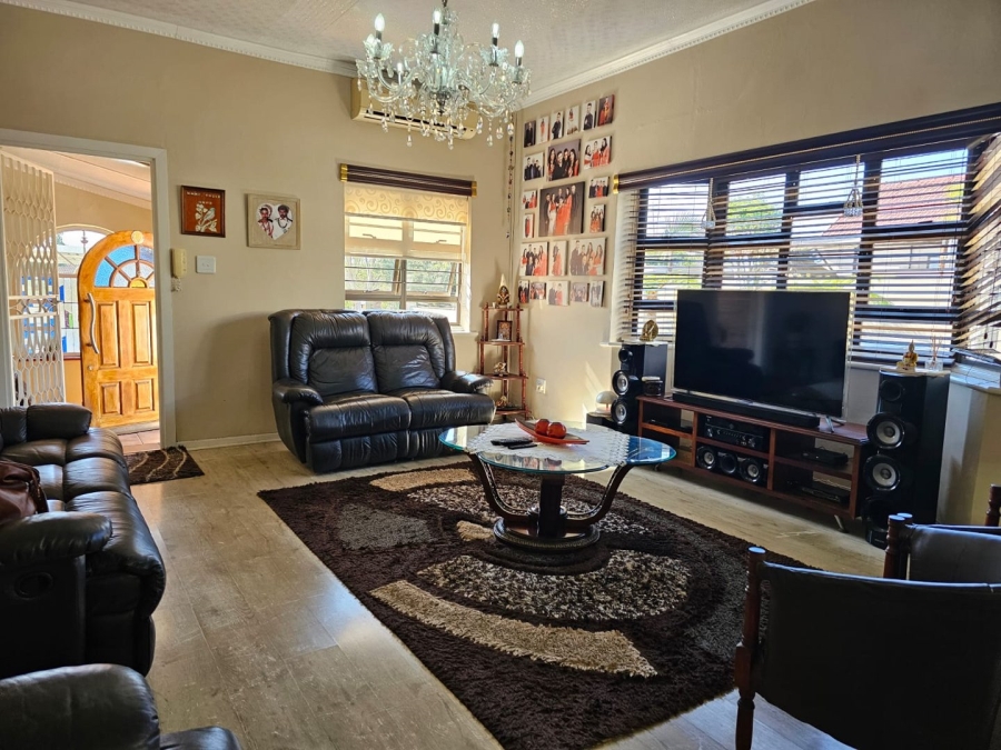 4 Bedroom Property for Sale in Scottburgh Central KwaZulu-Natal