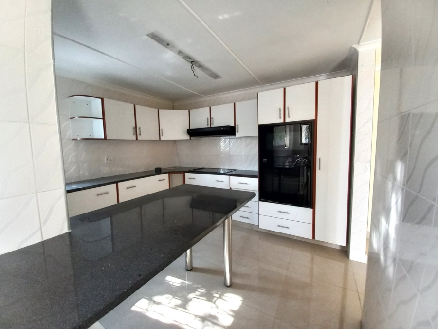 3 Bedroom Property for Sale in Marburg KwaZulu-Natal