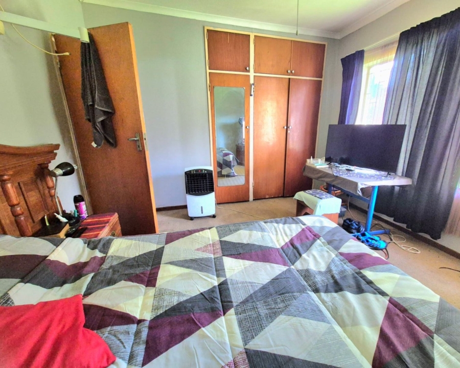 4 Bedroom Property for Sale in Pioneer Park KwaZulu-Natal