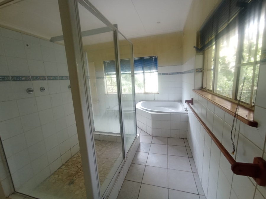 4 Bedroom Property for Sale in Prestbury KwaZulu-Natal