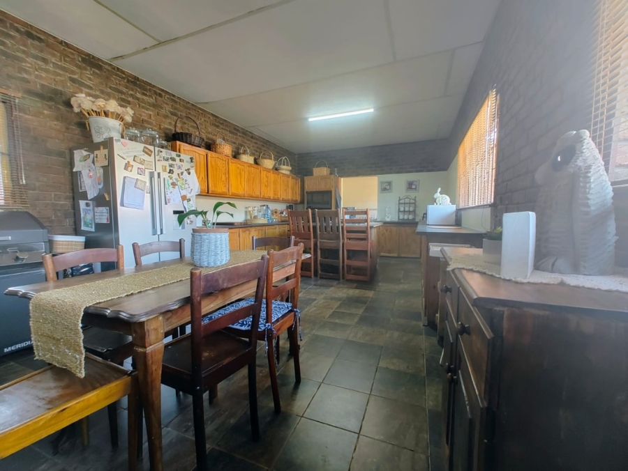 5 Bedroom Property for Sale in Glencoe KwaZulu-Natal