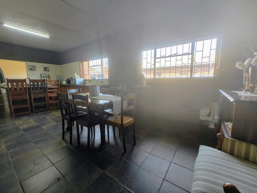 5 Bedroom Property for Sale in Glencoe KwaZulu-Natal