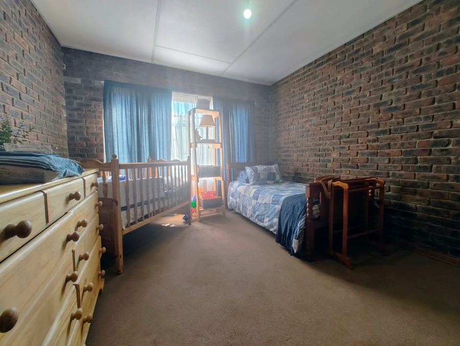 5 Bedroom Property for Sale in Glencoe KwaZulu-Natal