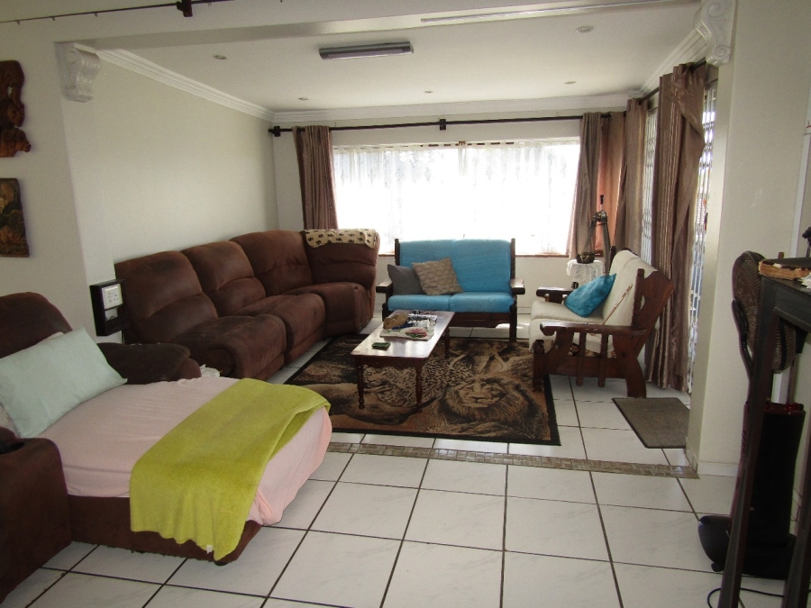 3 Bedroom Property for Sale in Pumula KwaZulu-Natal