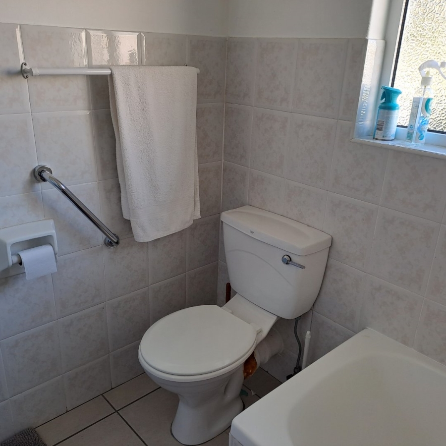 2 Bedroom Property for Sale in Scottburgh Central KwaZulu-Natal