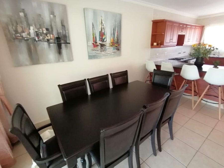 4 Bedroom Property for Sale in St Michaels On Sea KwaZulu-Natal