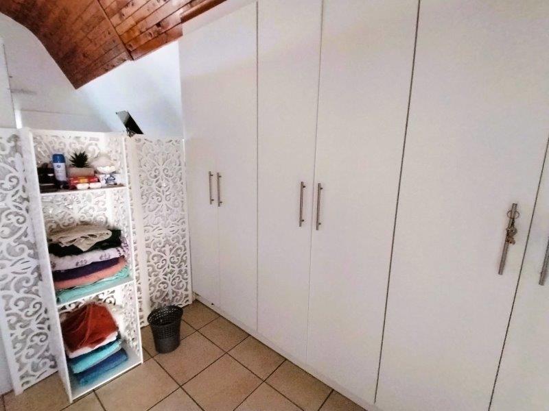 3 Bedroom Property for Sale in Hibberdene KwaZulu-Natal