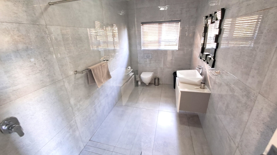 3 Bedroom Property for Sale in Port Edward KwaZulu-Natal