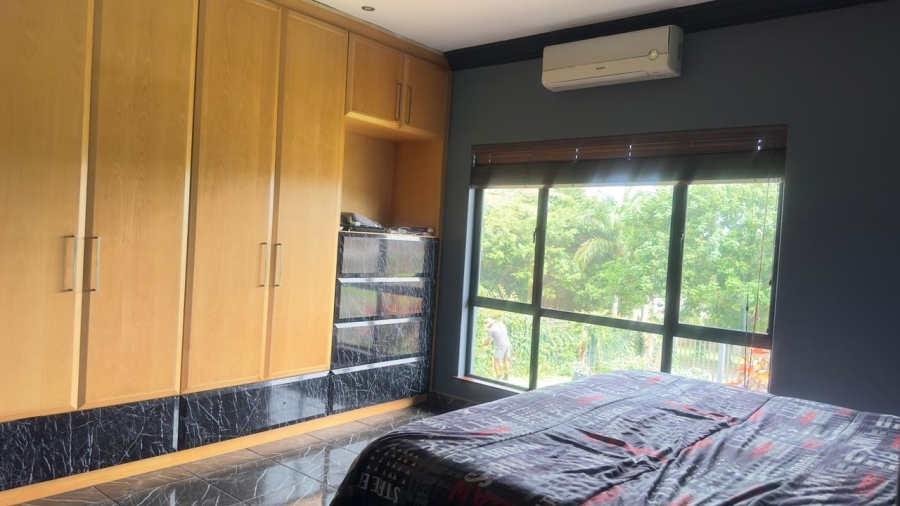 4 Bedroom Property for Sale in Margate KwaZulu-Natal