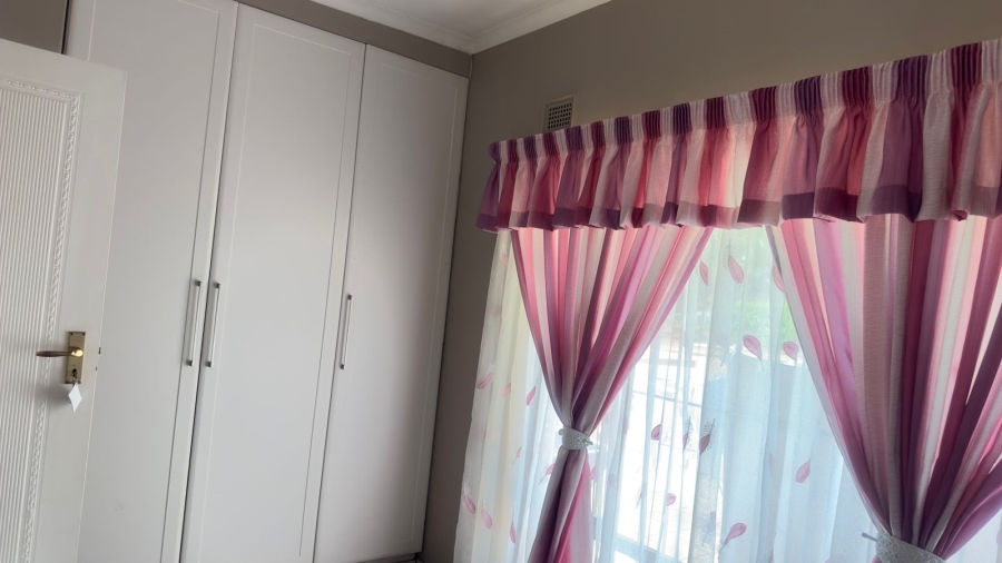 4 Bedroom Property for Sale in Margate KwaZulu-Natal