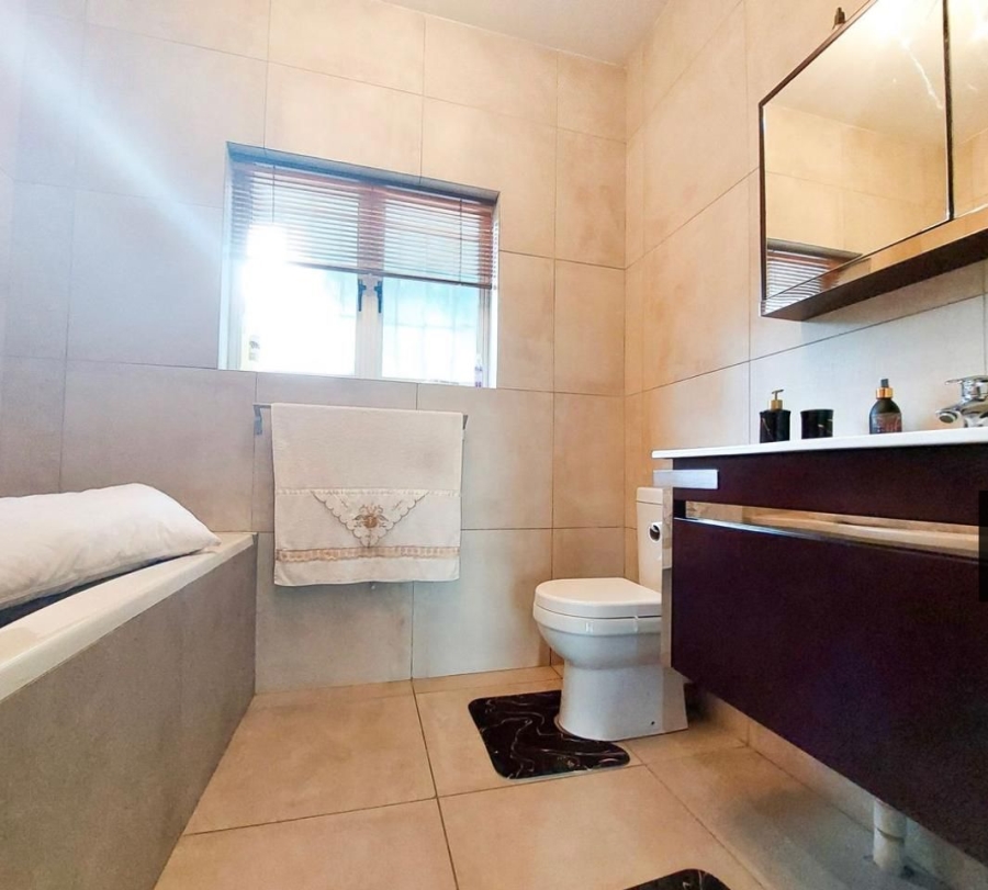 4 Bedroom Property for Sale in Margate KwaZulu-Natal