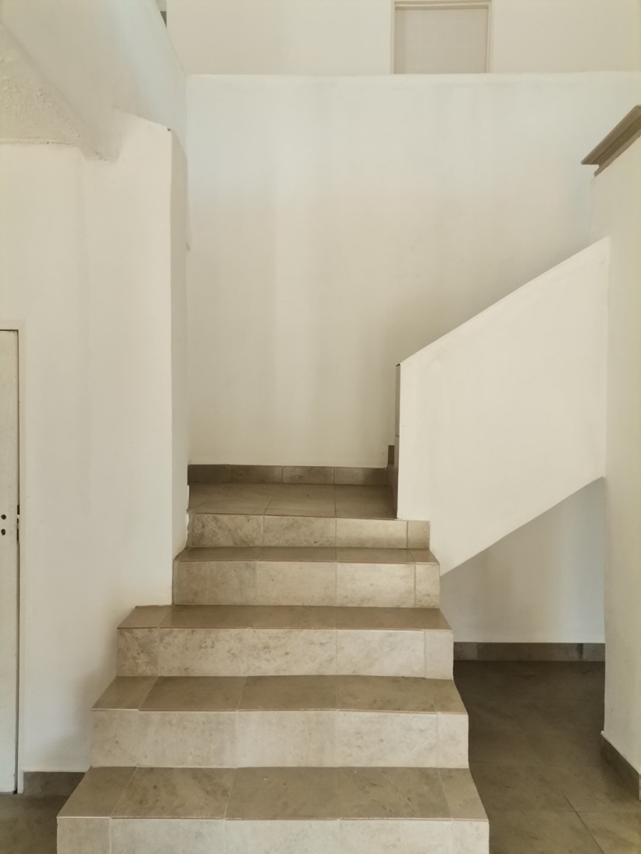 12 Bedroom Property for Sale in Aviary Hill KwaZulu-Natal