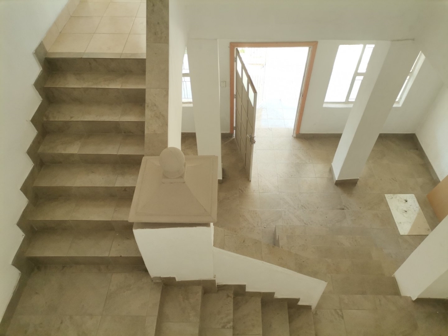12 Bedroom Property for Sale in Aviary Hill KwaZulu-Natal