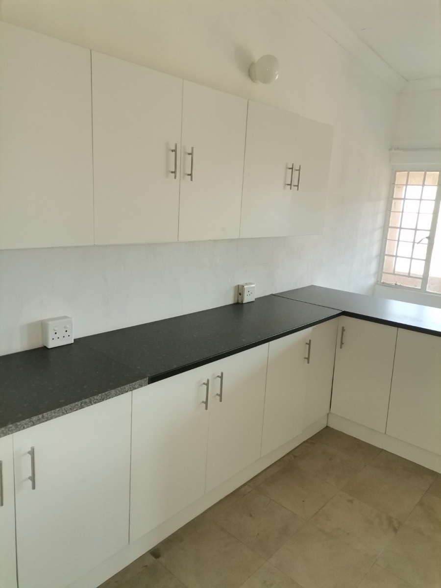 12 Bedroom Property for Sale in Aviary Hill KwaZulu-Natal