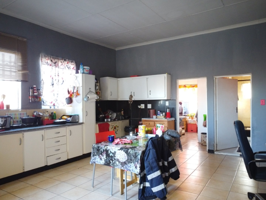 12 Bedroom Property for Sale in Aviary Hill KwaZulu-Natal