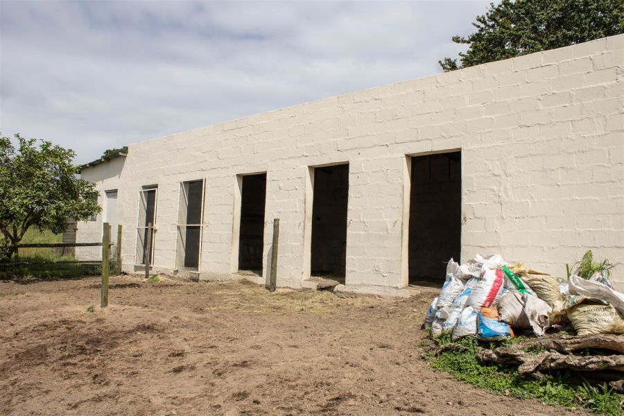 5 Bedroom Property for Sale in Port Edward KwaZulu-Natal