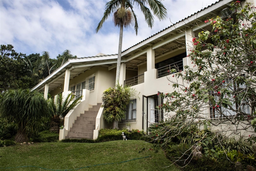 5 Bedroom Property for Sale in Port Edward KwaZulu-Natal