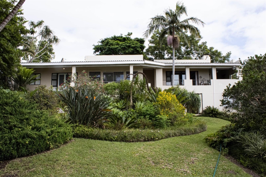 5 Bedroom Property for Sale in Port Edward KwaZulu-Natal
