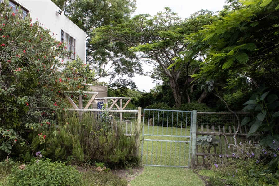 5 Bedroom Property for Sale in Port Edward KwaZulu-Natal