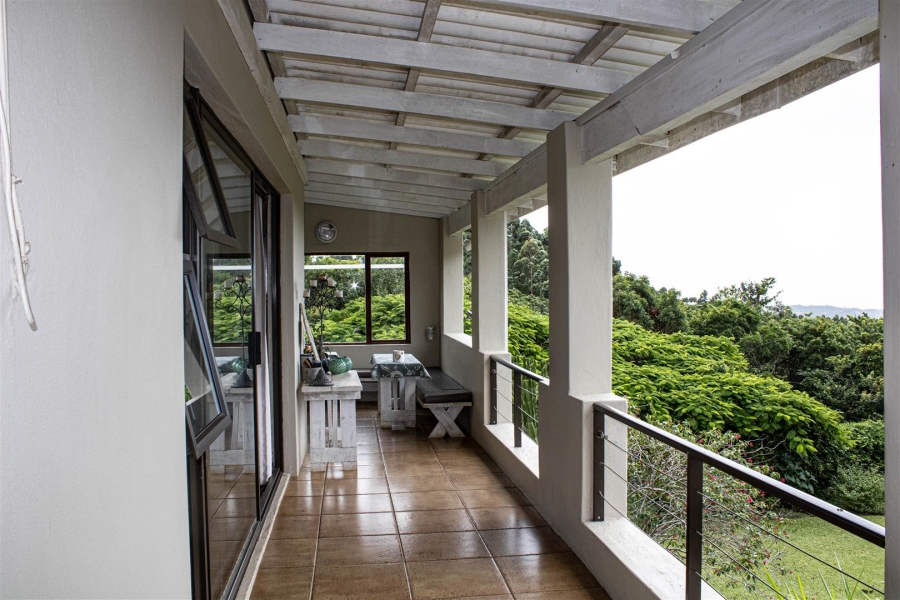 5 Bedroom Property for Sale in Port Edward KwaZulu-Natal