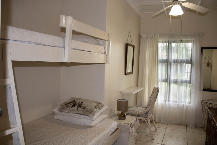 5 Bedroom Property for Sale in Port Edward KwaZulu-Natal