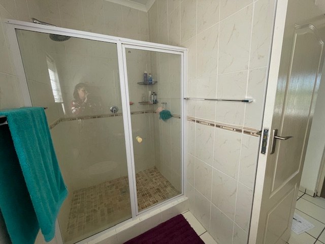 3 Bedroom Property for Sale in Uvongo KwaZulu-Natal