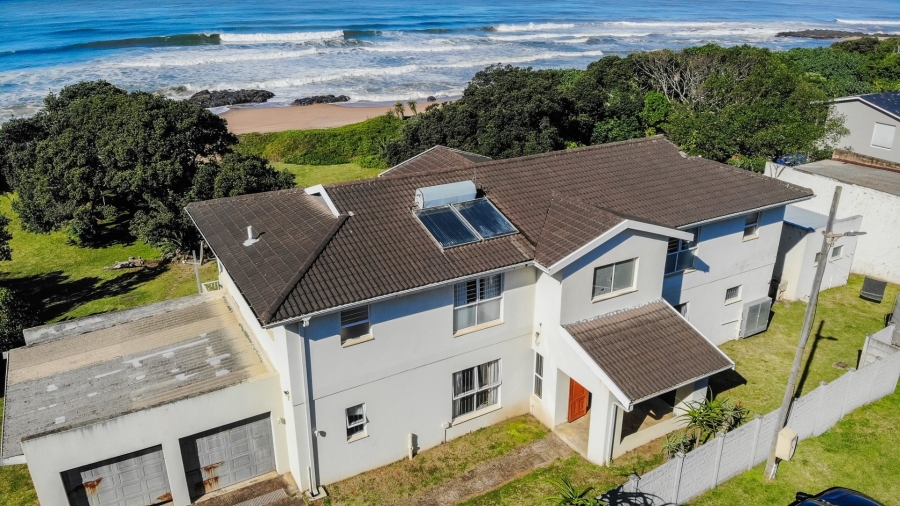6 Bedroom Property for Sale in Umtentweni KwaZulu-Natal