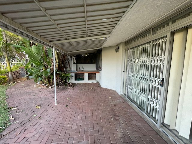 1 Bedroom Property for Sale in Margate Beach KwaZulu-Natal