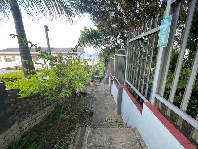 1 Bedroom Property for Sale in Margate Beach KwaZulu-Natal