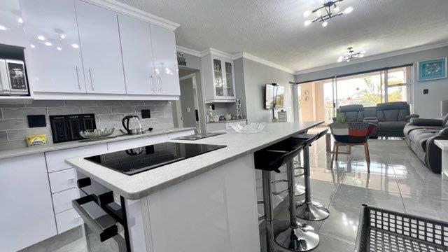 3 Bedroom Property for Sale in Uvongo KwaZulu-Natal