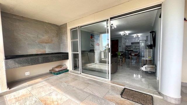 3 Bedroom Property for Sale in Uvongo KwaZulu-Natal