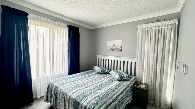 3 Bedroom Property for Sale in Uvongo KwaZulu-Natal