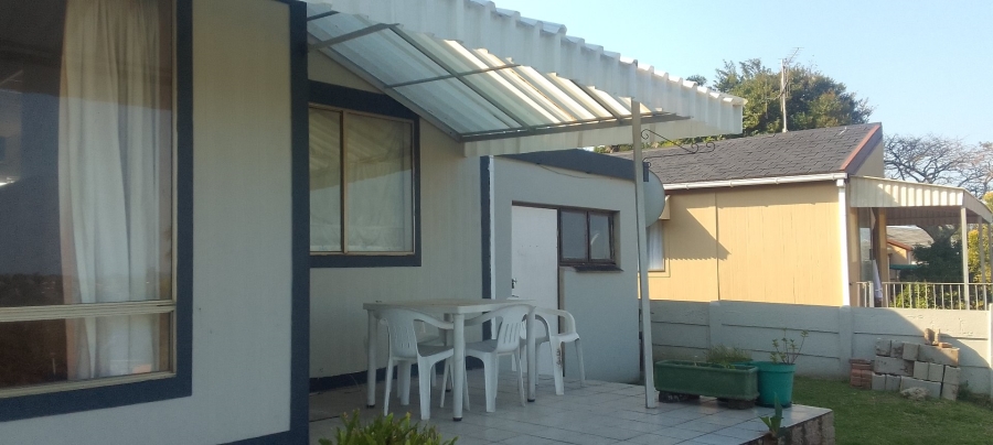 2 Bedroom Property for Sale in Hibberdene KwaZulu-Natal
