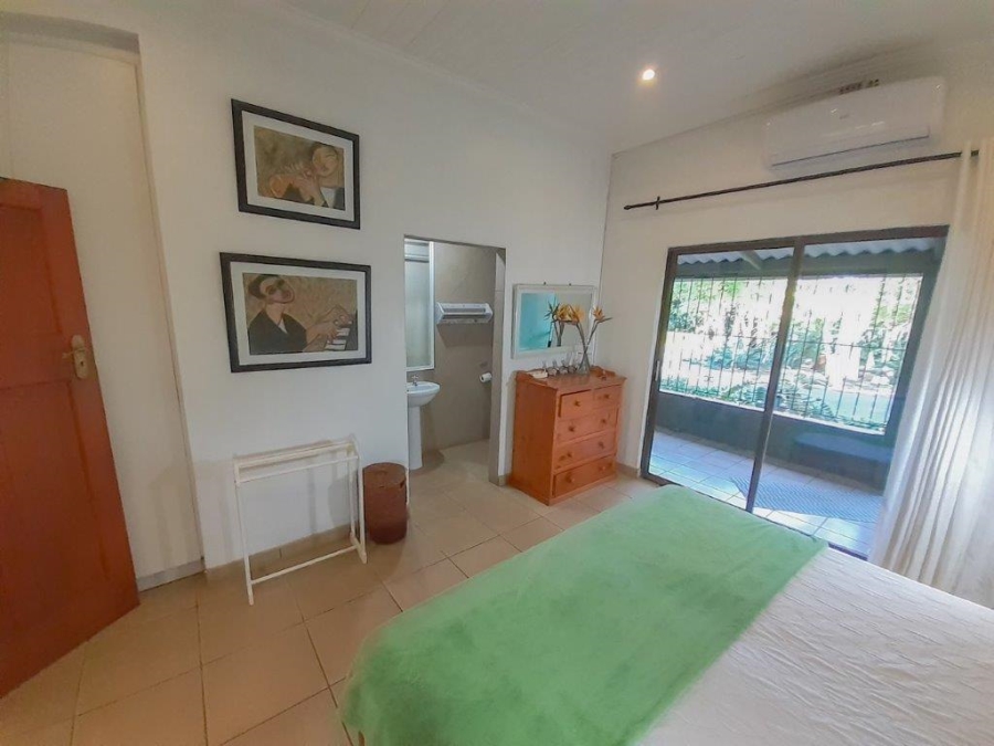 4 Bedroom Property for Sale in Umtentweni KwaZulu-Natal
