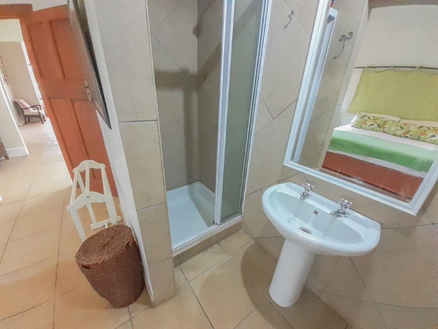 4 Bedroom Property for Sale in Umtentweni KwaZulu-Natal