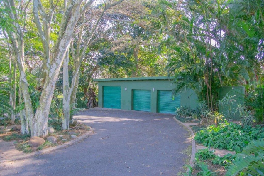 4 Bedroom Property for Sale in Umtentweni KwaZulu-Natal