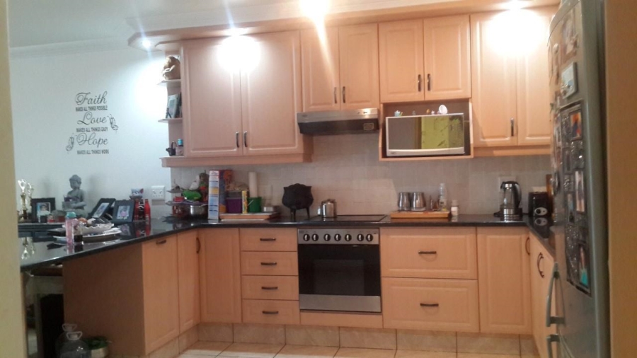 3 Bedroom Property for Sale in Uvongo KwaZulu-Natal