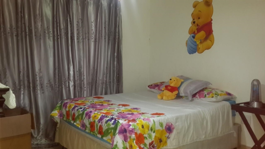3 Bedroom Property for Sale in Uvongo KwaZulu-Natal