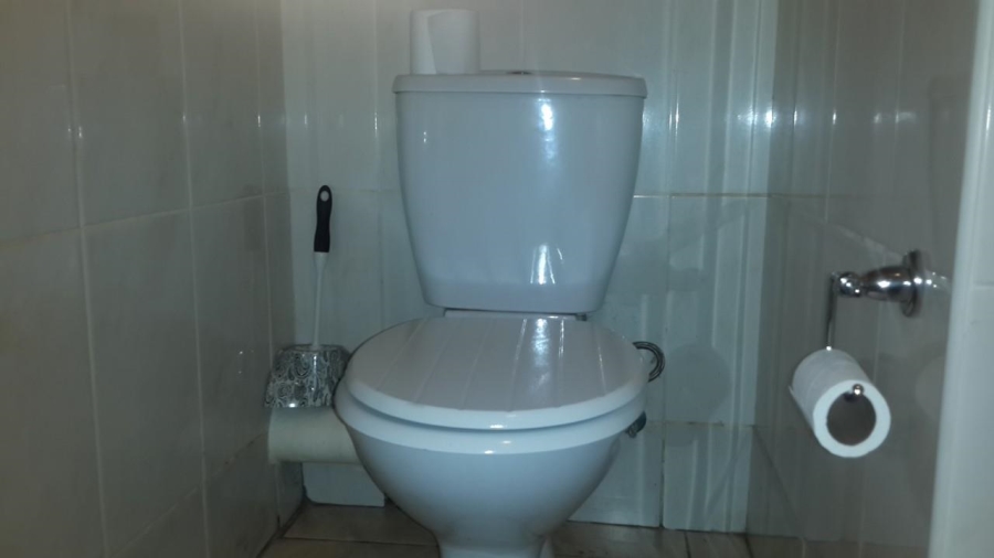 3 Bedroom Property for Sale in Uvongo KwaZulu-Natal