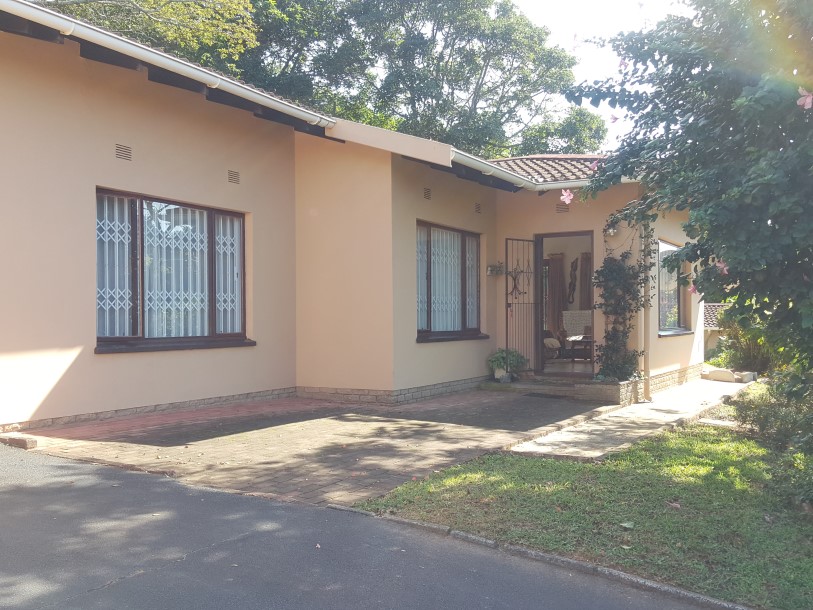 2 Bedroom Property for Sale in Uvongo KwaZulu-Natal