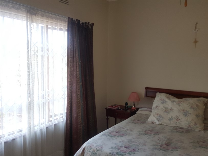 2 Bedroom Property for Sale in Uvongo KwaZulu-Natal