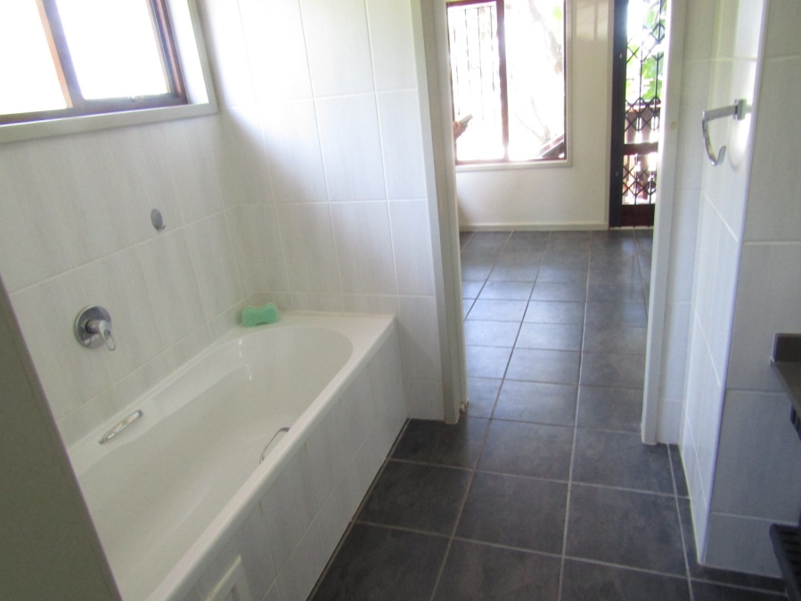 3 Bedroom Property for Sale in Pennington KwaZulu-Natal