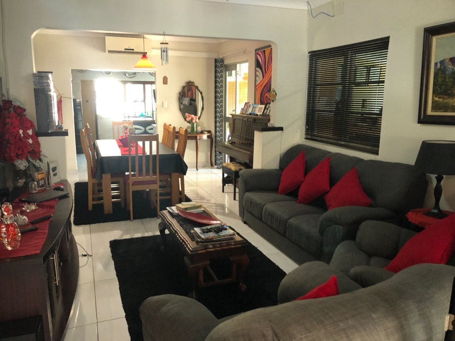 6 Bedroom Property for Sale in Sunwich Port KwaZulu-Natal