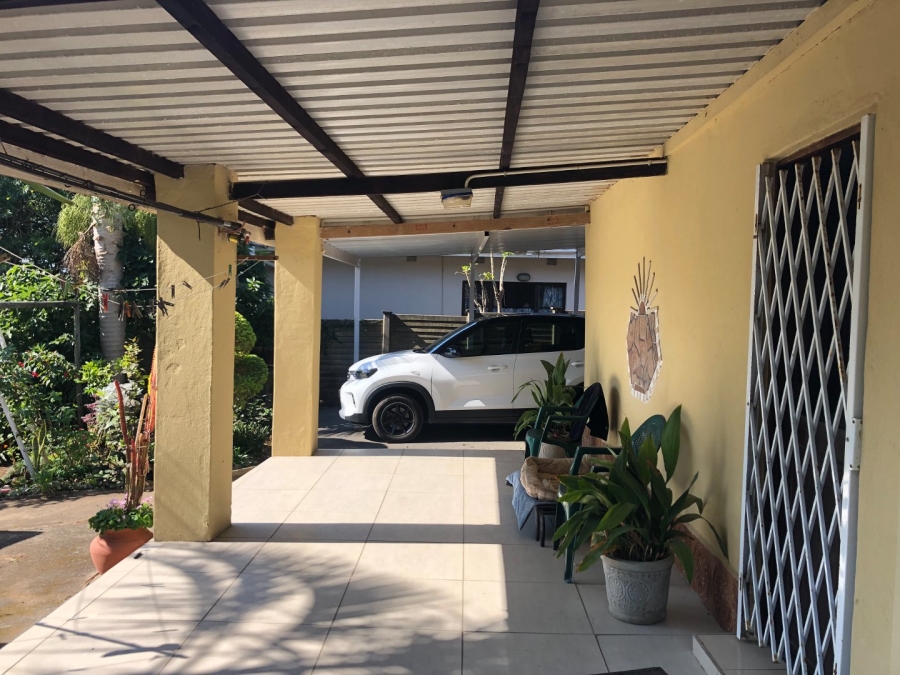 6 Bedroom Property for Sale in Sunwich Port KwaZulu-Natal
