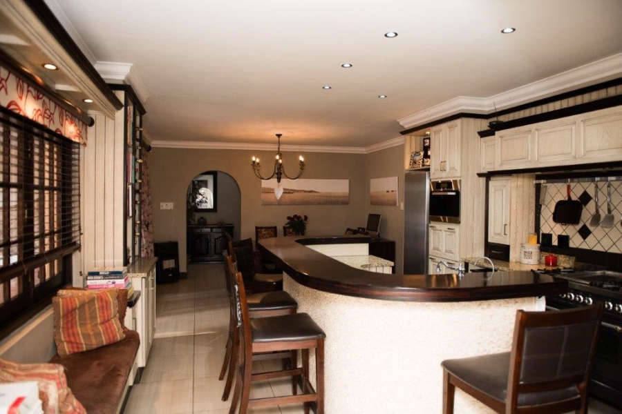 4 Bedroom Property for Sale in Umtentweni KwaZulu-Natal